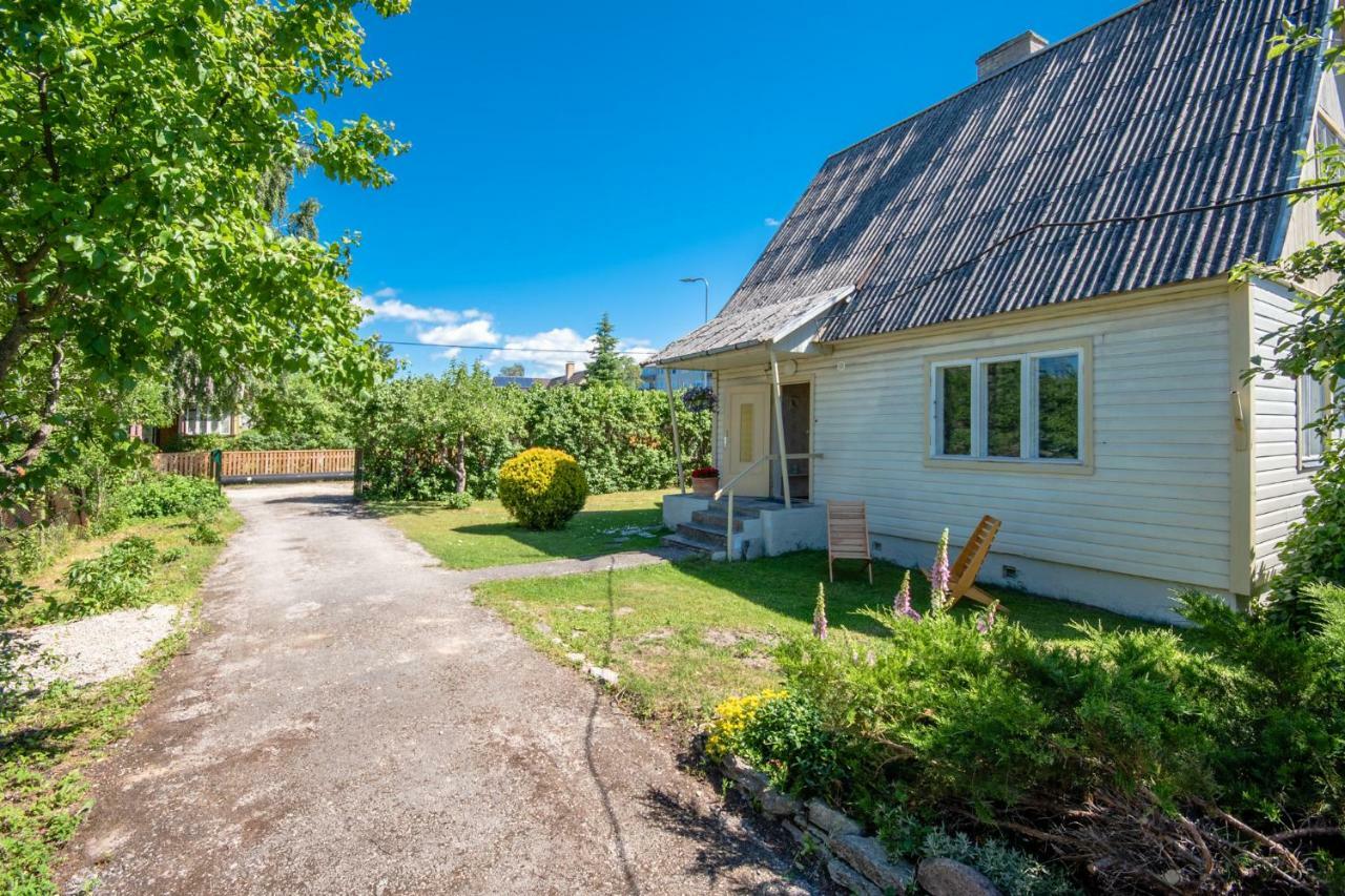Mandala Majutus/Homestay Haapsalu Exterior foto